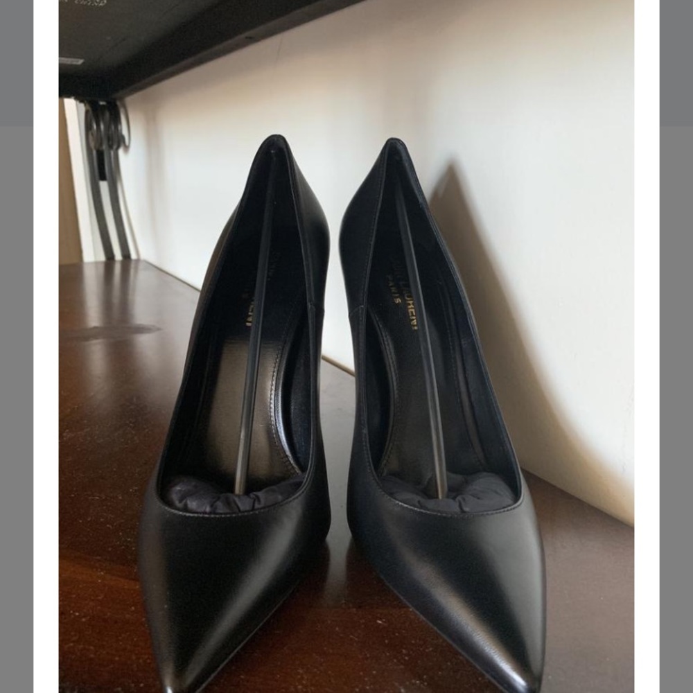 NWT Saint Laurent matte leather pump/YSL monogram. - Picture 4 of 4